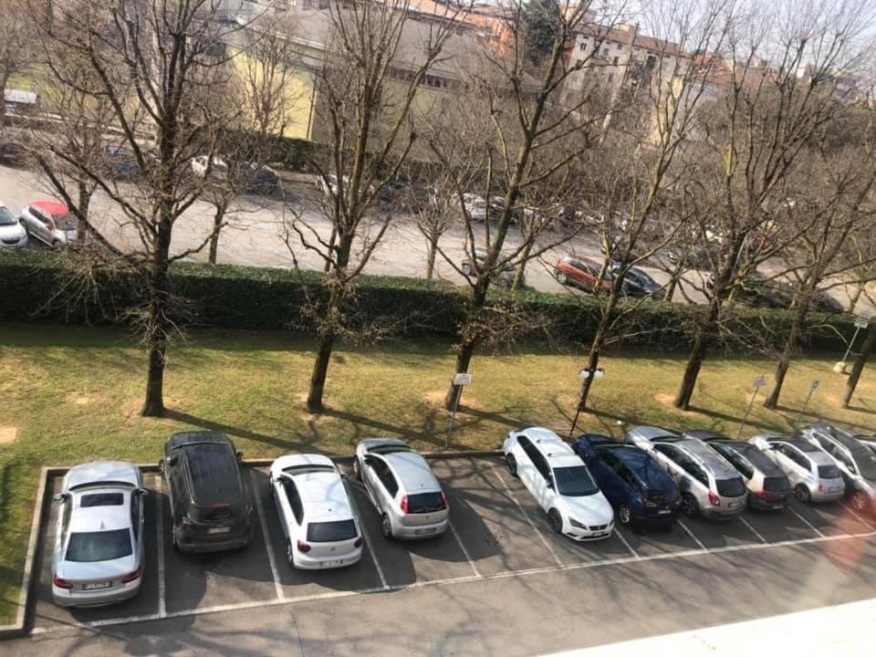 Albergo Casa Dell'Ospite Μπρέσια Εξωτερικό φωτογραφία