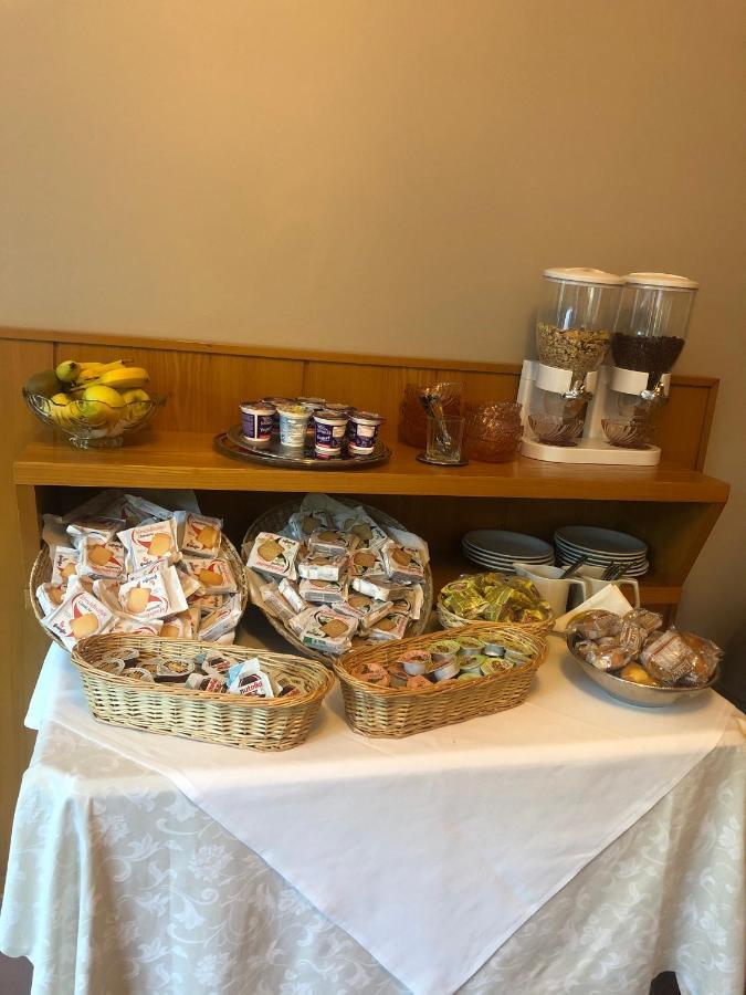Albergo Casa Dell'Ospite Μπρέσια Εξωτερικό φωτογραφία