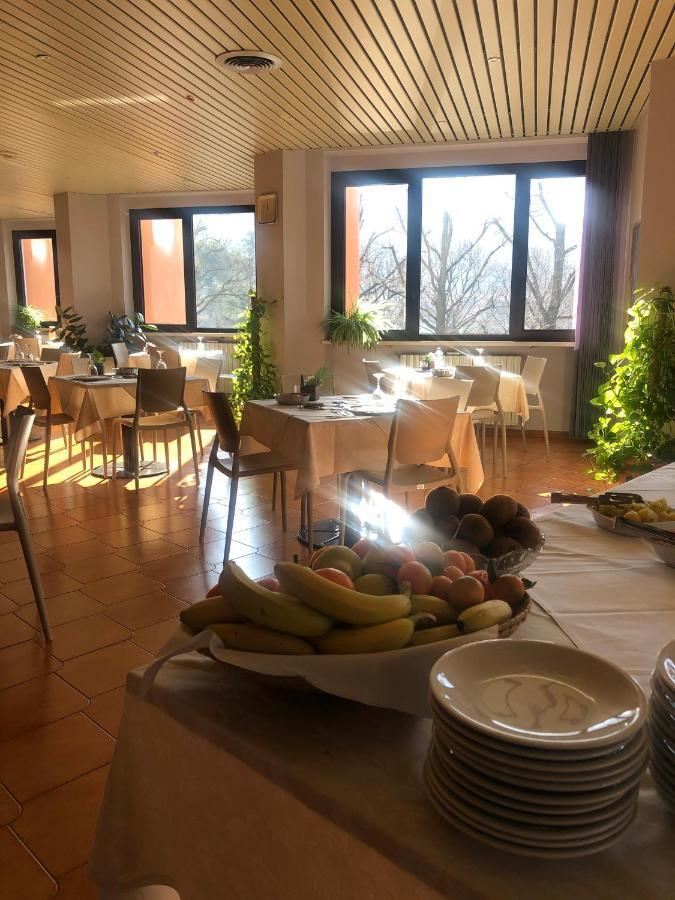 Albergo Casa Dell'Ospite Μπρέσια Εξωτερικό φωτογραφία
