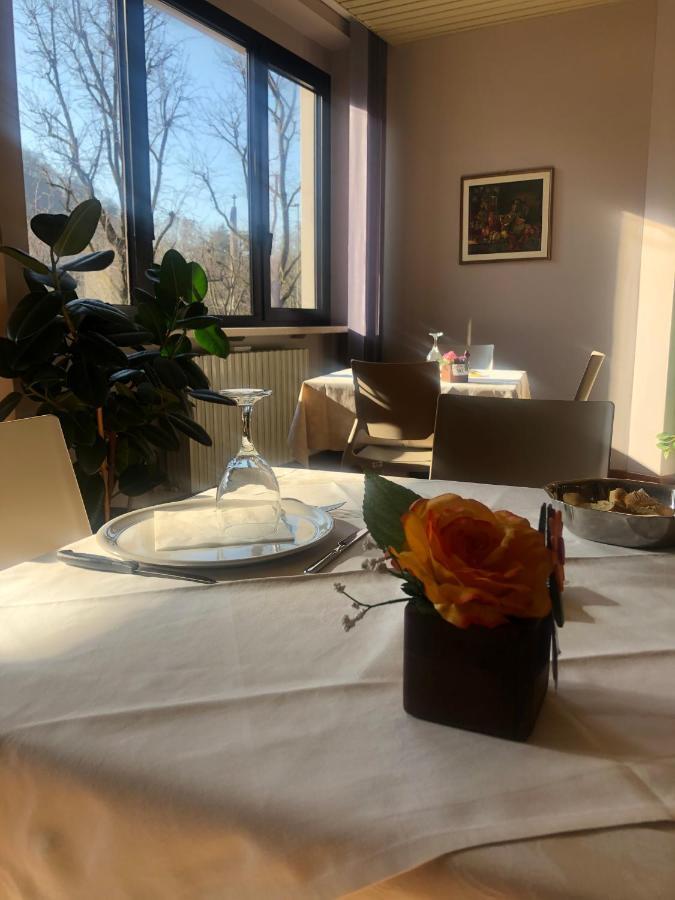 Albergo Casa Dell'Ospite Μπρέσια Εξωτερικό φωτογραφία