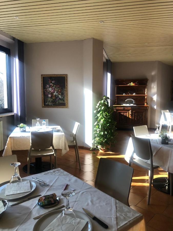 Albergo Casa Dell'Ospite Μπρέσια Εξωτερικό φωτογραφία