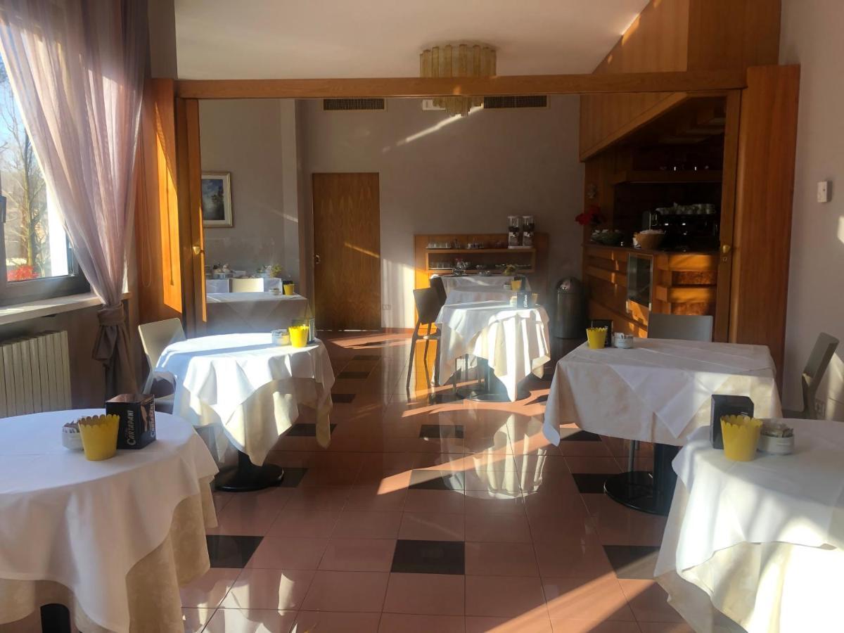 Albergo Casa Dell'Ospite Μπρέσια Εξωτερικό φωτογραφία