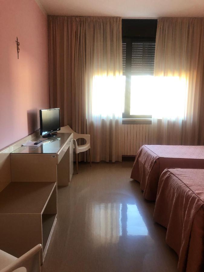 Albergo Casa Dell'Ospite Μπρέσια Εξωτερικό φωτογραφία